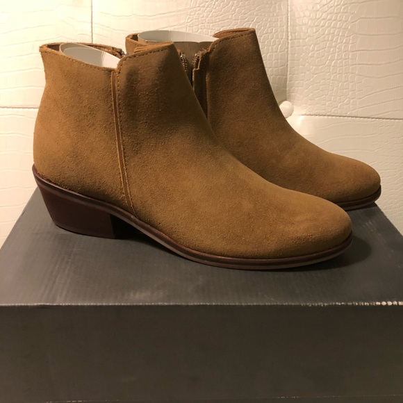 THURSDAY BOOT CO // DOWNTOWN // HONEY SUEDE // 6.5 - Picture 5 of 7